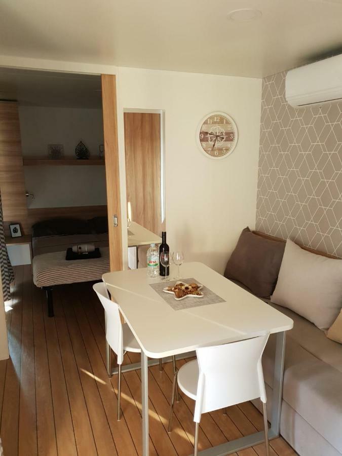 Seahorse Mobile Home, Soline Biograd 비오그라드나모루 외부 사진